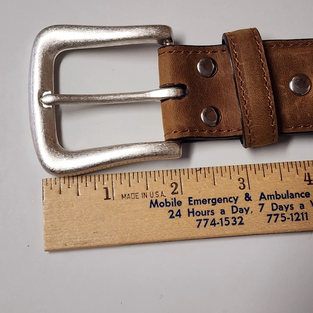 Nocona Belt Sz 32 Brown Tan Genuine Leather Silver Buckle Excellent Condition